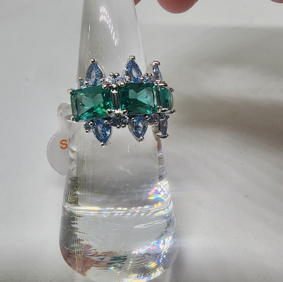 Feeling Alive - Picture 4 of 6